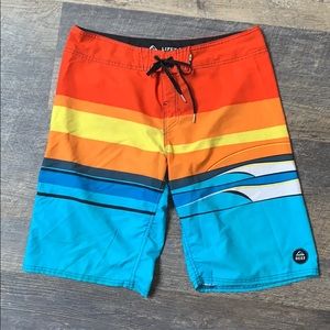 Men’s Reef swim shorts 🌞🏄🏼‍♂️